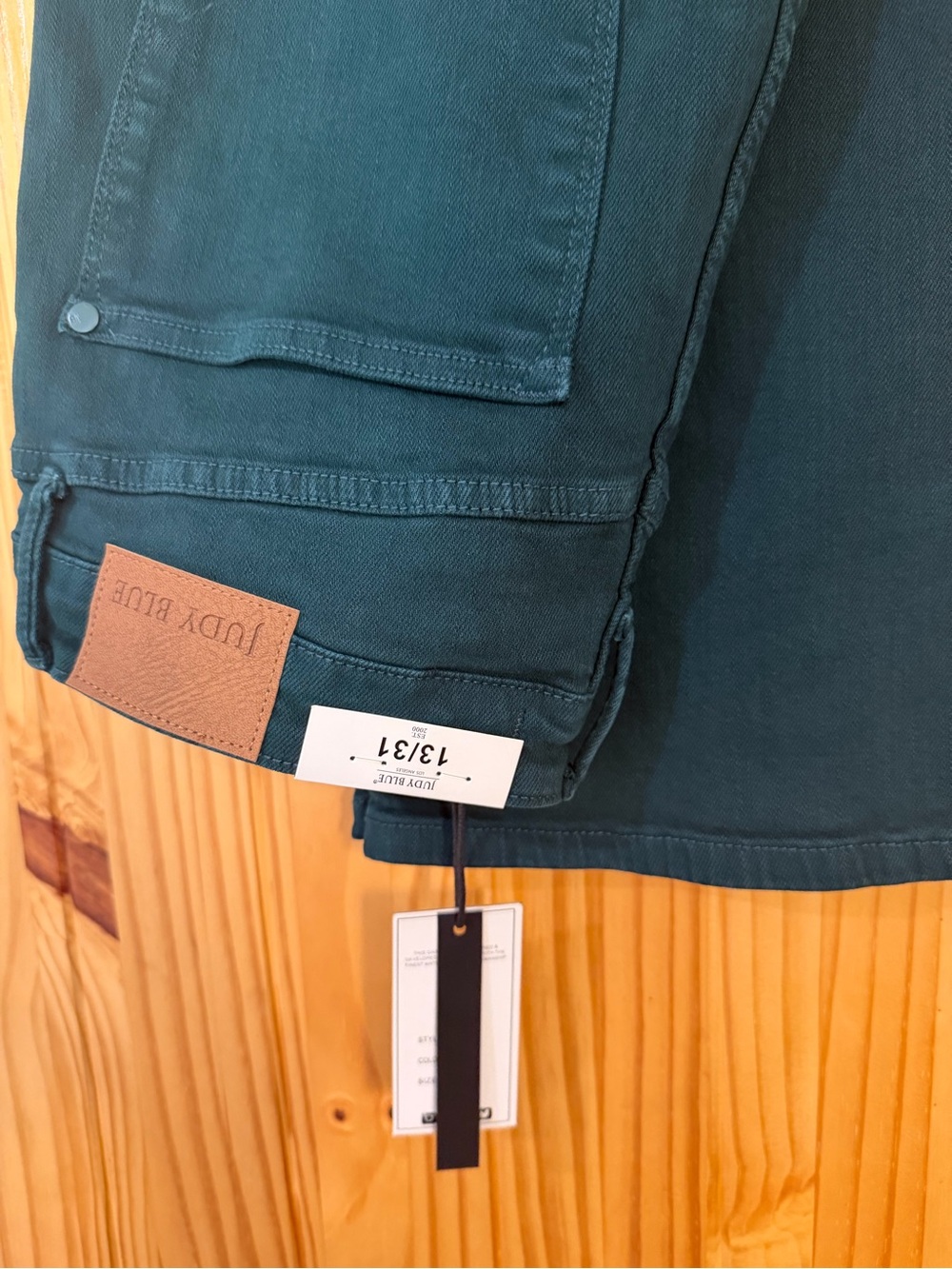Judy Blue Teal Cropped Jeans